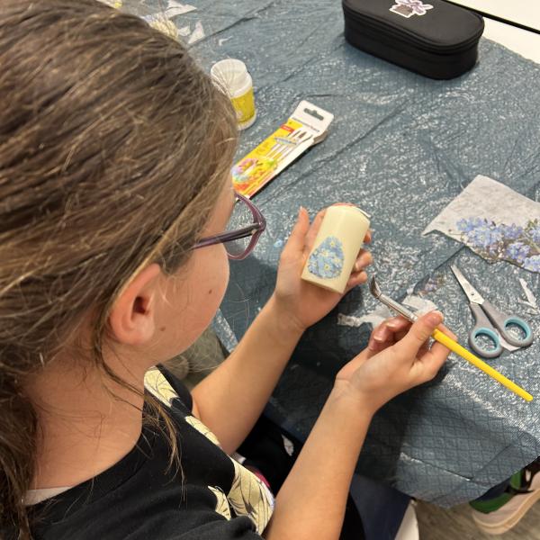 Gestaltung mit Serviettentechnik