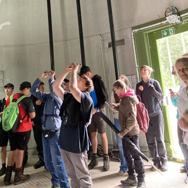 Exkursion zur Windkraftanlage Holzschlägermatte